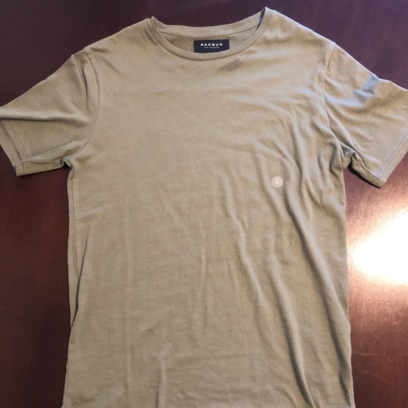 Pacsun Rossi Scallop T-Shirt - Picture 1 of 3